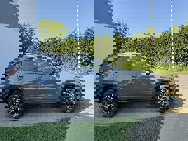 New 2025 Subaru Crosstrek 2.5i Premium image 2