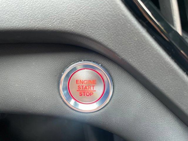 Certified 2025 Acura RDX SH-AWD image 26