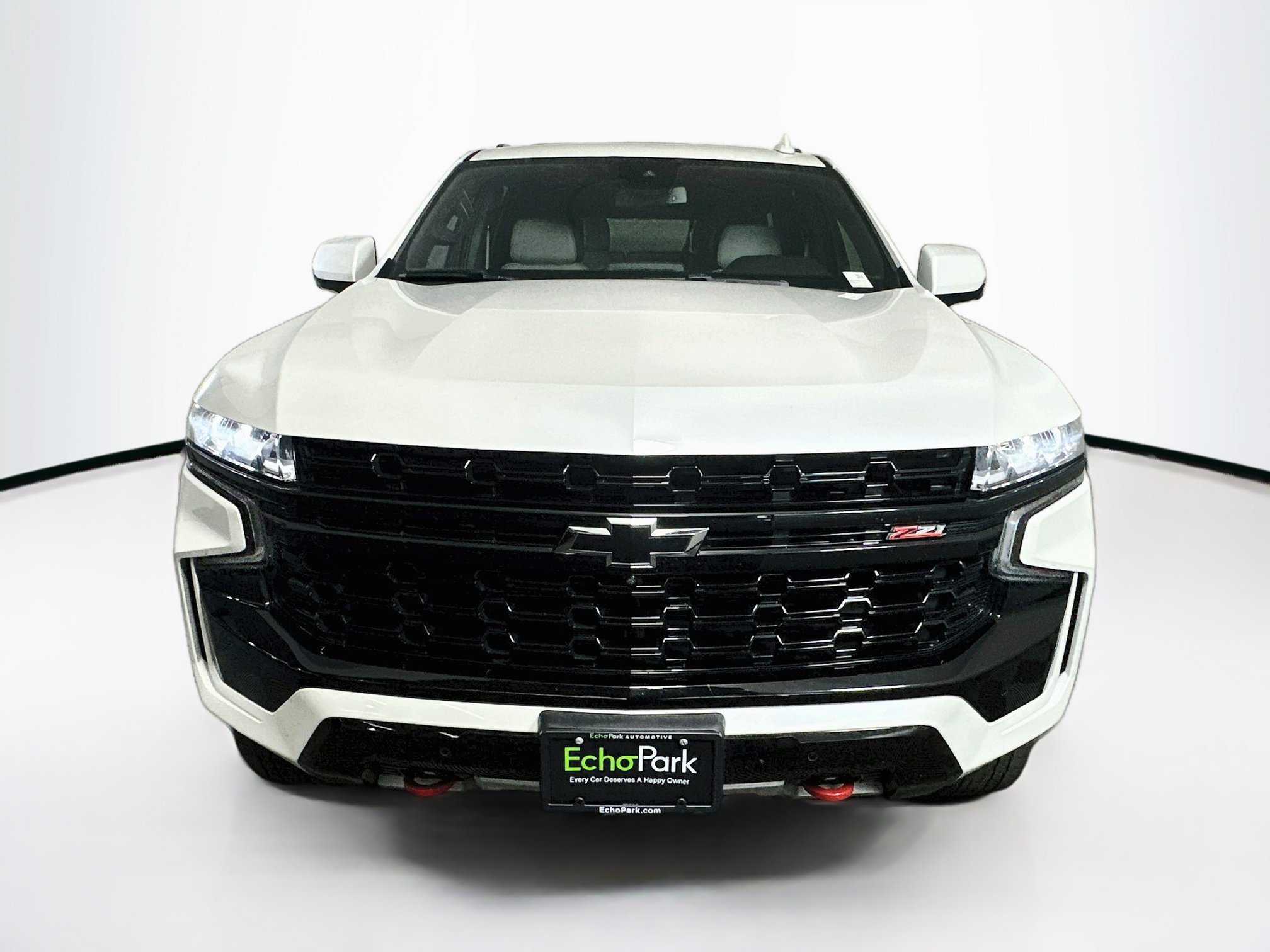 Used 2023 Chevrolet Tahoe Z71 w/ Luxury Package AWD/4WD image 2