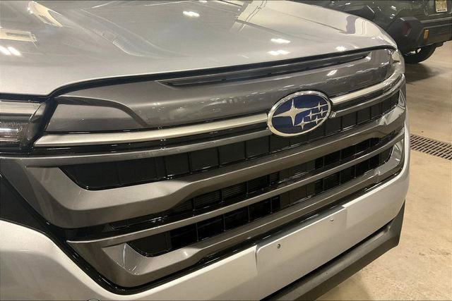 Used 2025 Subaru Forester Premium image 30