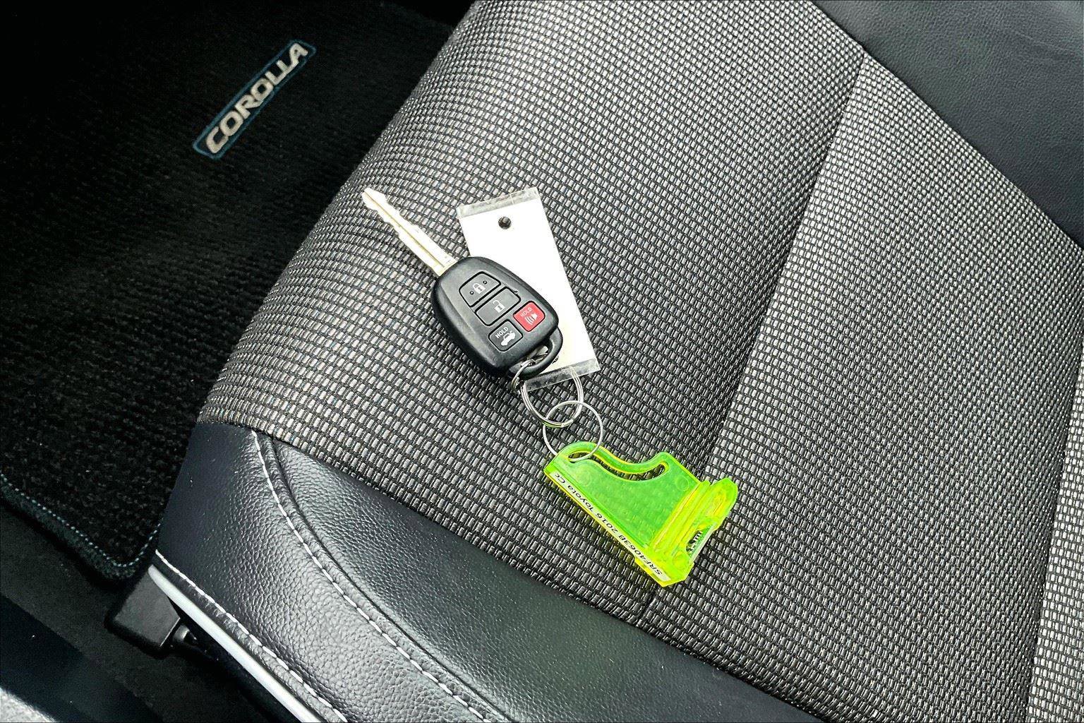 Used 2016 Toyota Corolla S image 10