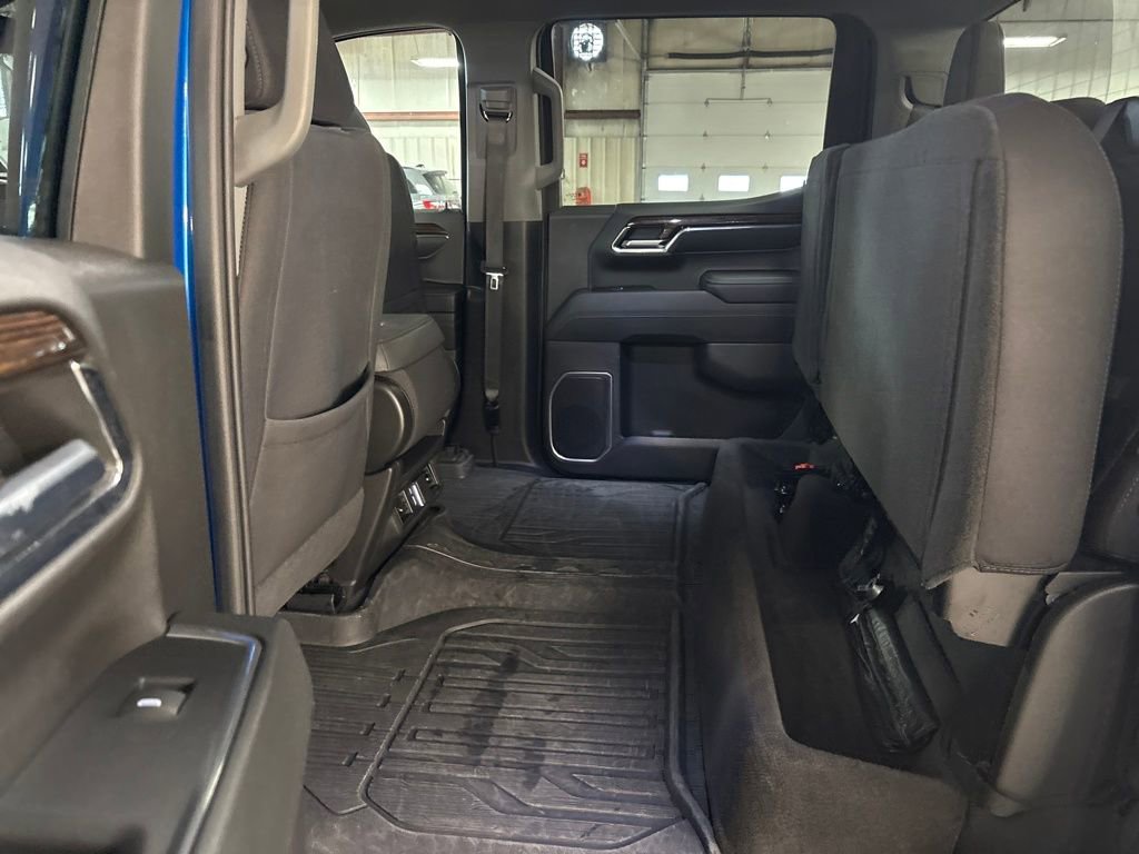 Certified 2024 GMC Sierra 1500 Elevation w/ LPO, Elevation Black Package image 26