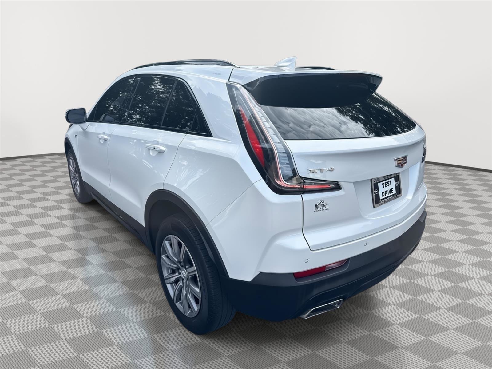 Used 2023 Cadillac XT4 Sport FWD image 8