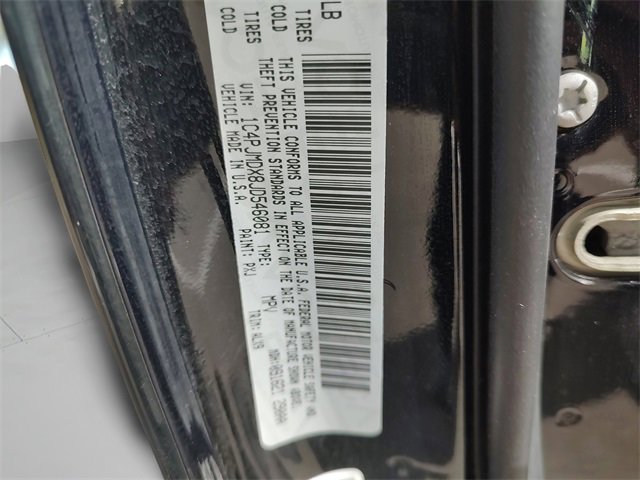 Certified 2018 Jeep Cherokee Limited w/ Technology Group image 39