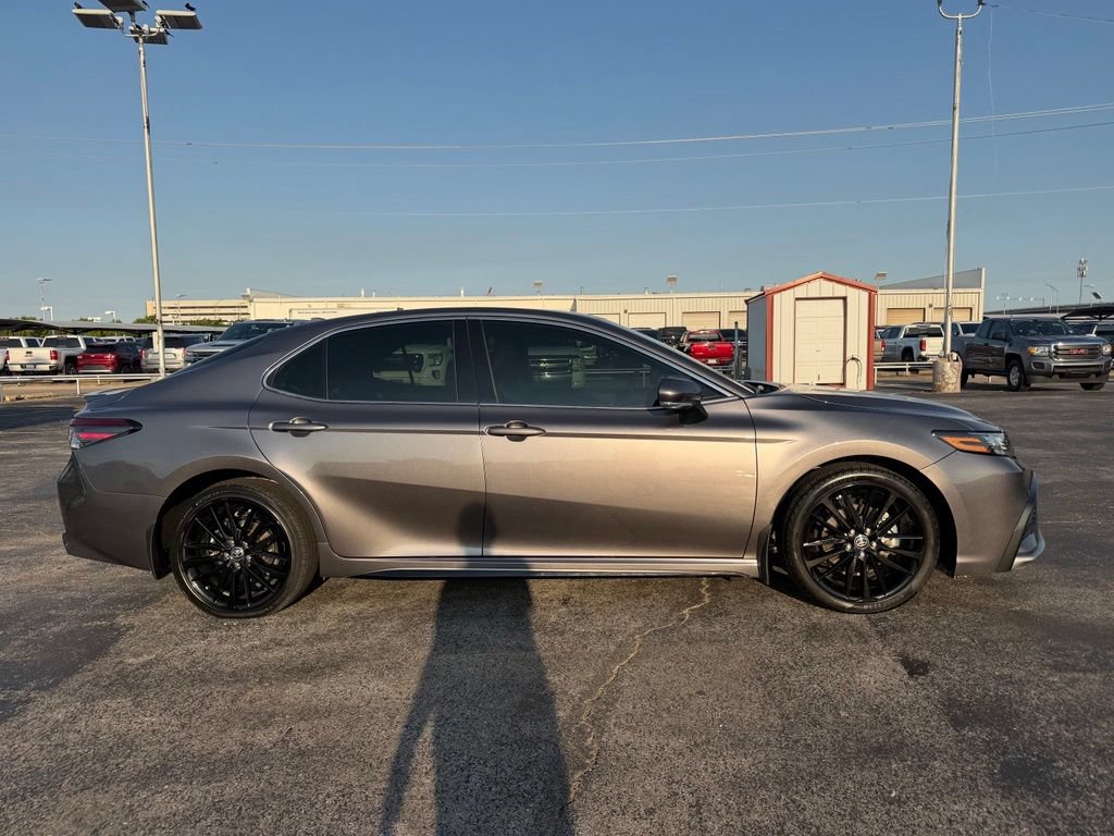 Used 2024 Toyota Camry XSE FWD image 4