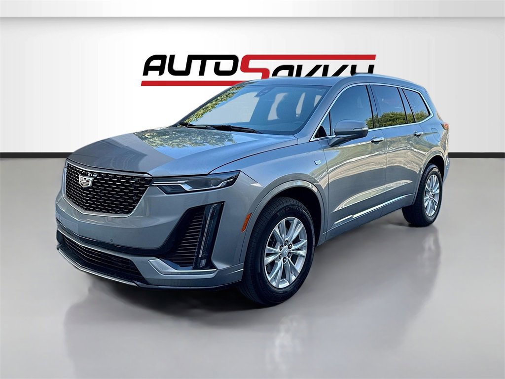 Used 2023 Cadillac XT6 Luxury image 3