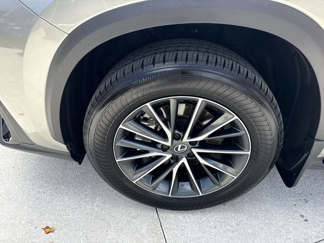 Certified 2025 Lexus NX 250 FWD w/ Accessory Package (Z2) image 10