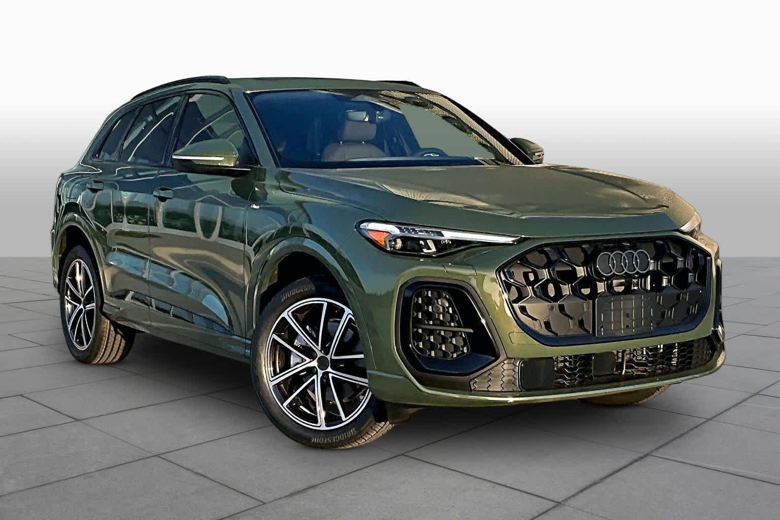 New 2026 Audi Q5 Premium Plus AWD/4WD image 2