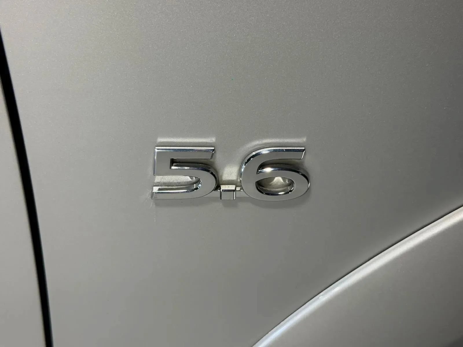 Used 2015 INFINITI QX80 2WD w/ Deluxe Technology Package image 10