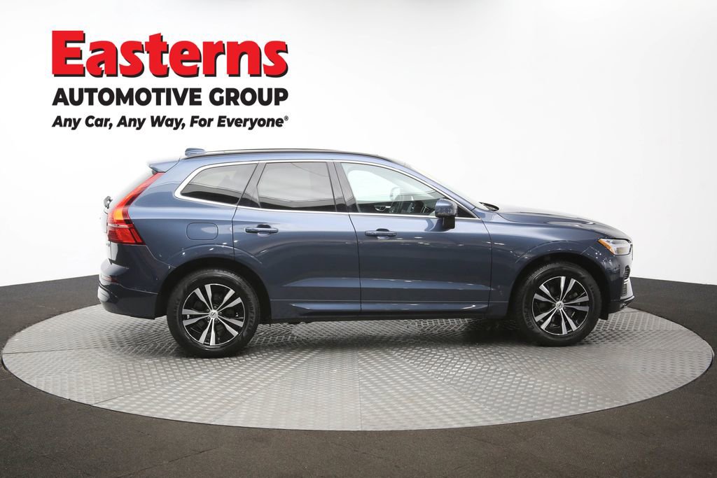 Used 2023 Volvo XC60 B5 Core image 44