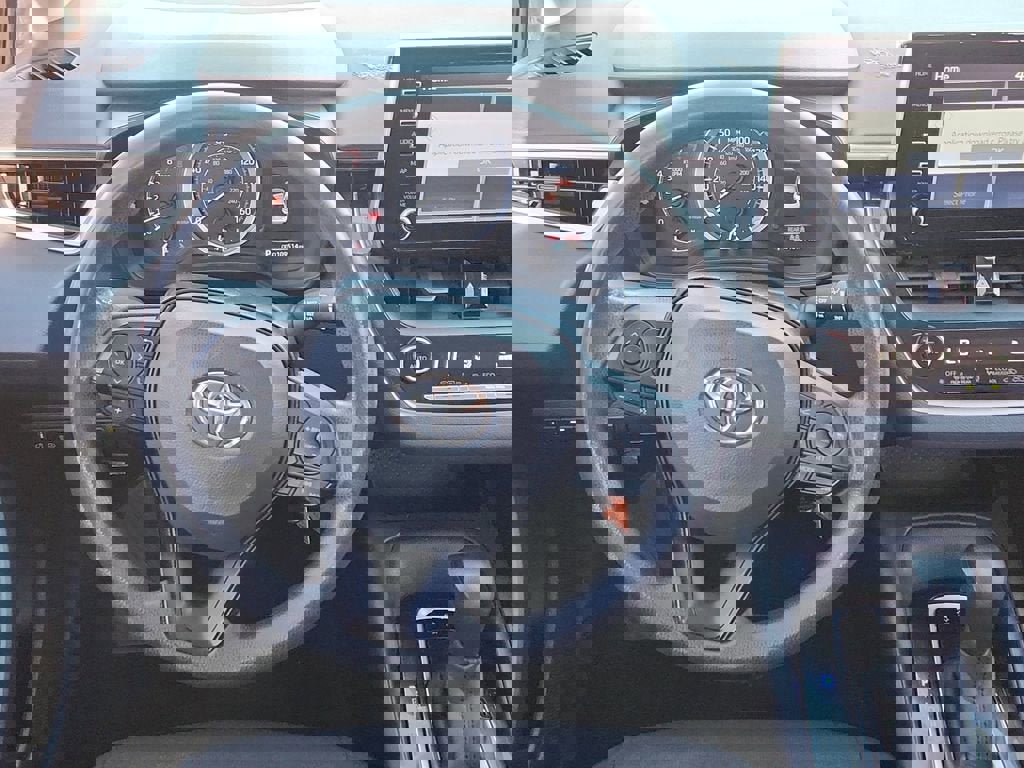 Used 2020 Toyota Corolla LE image 12