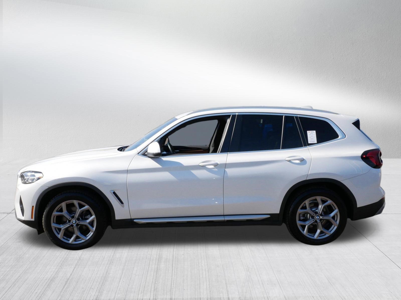 Used 2023 BMW X3 xDrive30i w/ Premium Package image 4