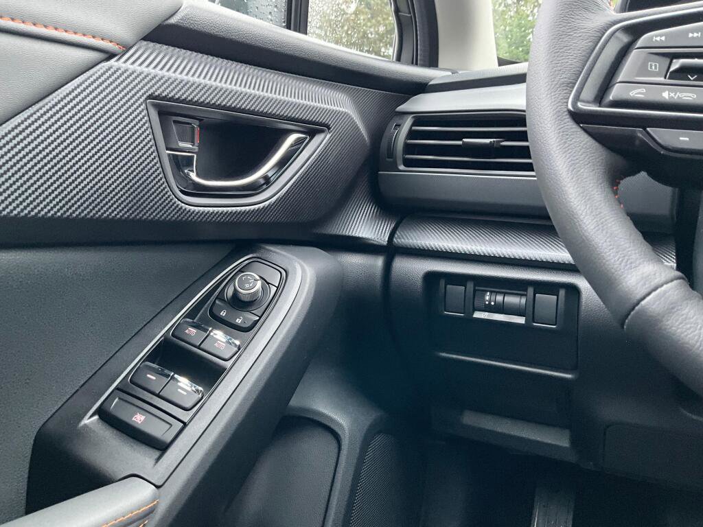New 2026 Subaru Crosstrek 2.5i Limited w/ Crosstrek Mirror Package image 23