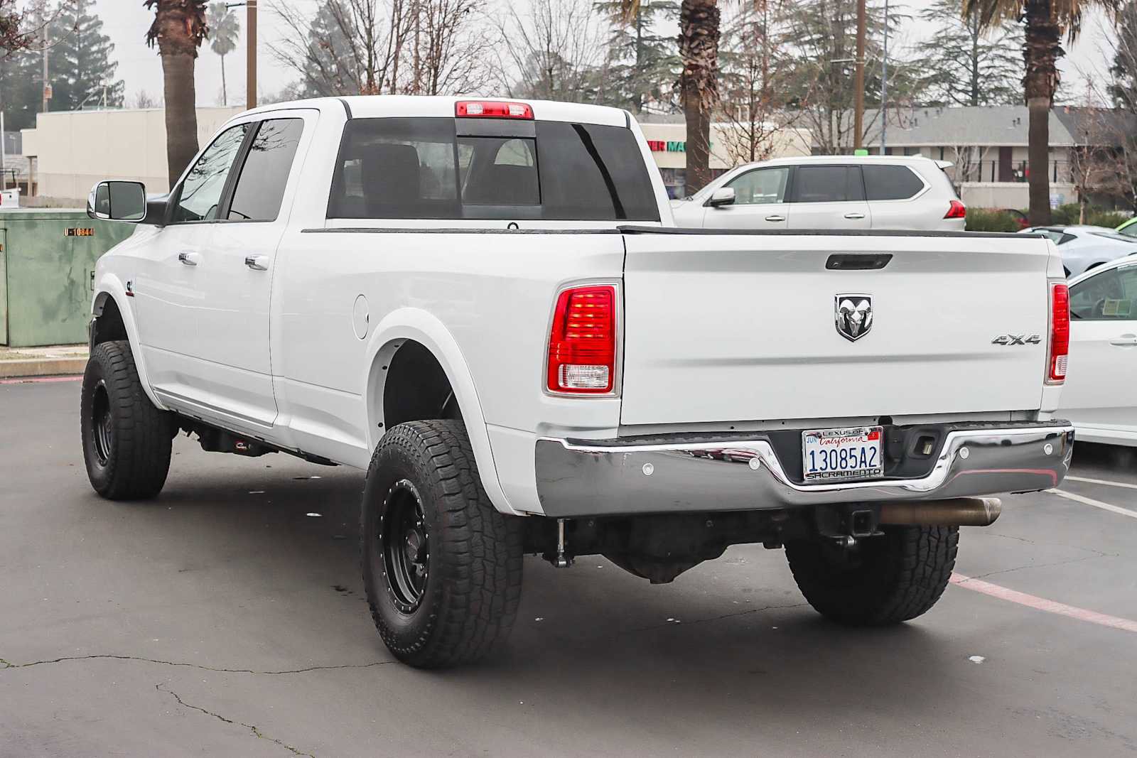 Used 2016 RAM 2500 Laramie w/ Convenience Group image 2