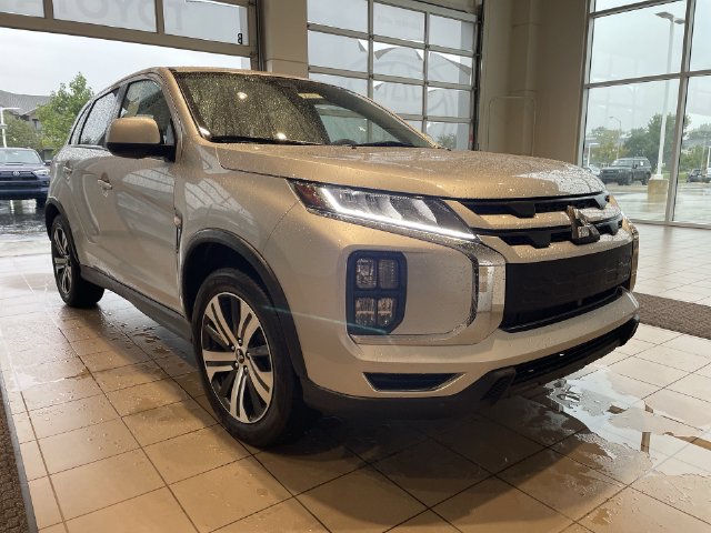 Used 2025 Mitsubishi Outlander Sport ES AWD/4WD image 10