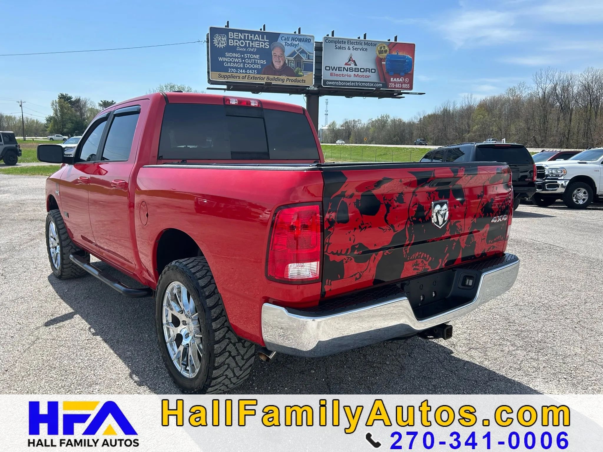 Used 2019 RAM 1500 Classic SLT image 3