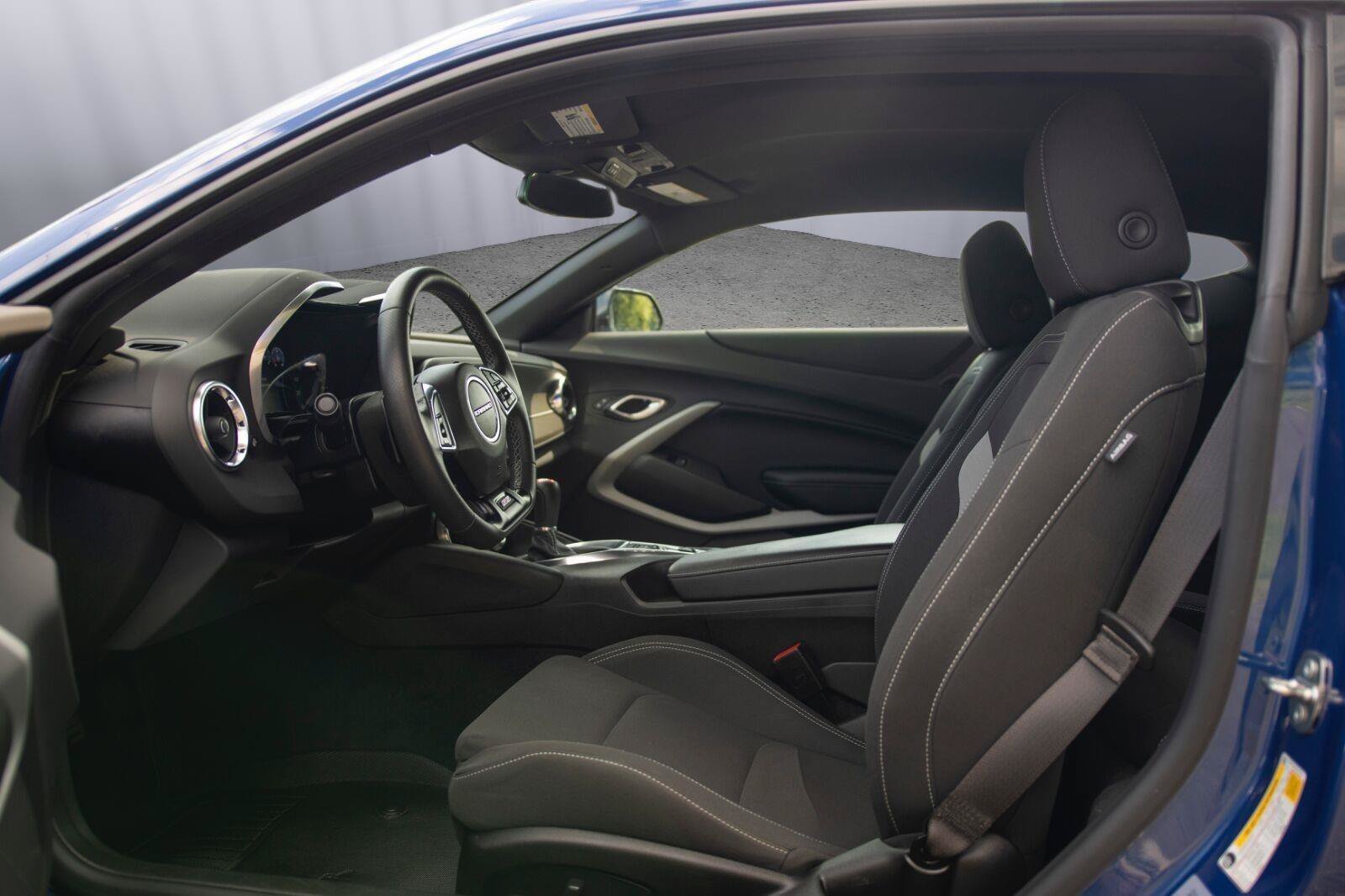 Used 2023 Chevrolet Camaro SS RWD image 2