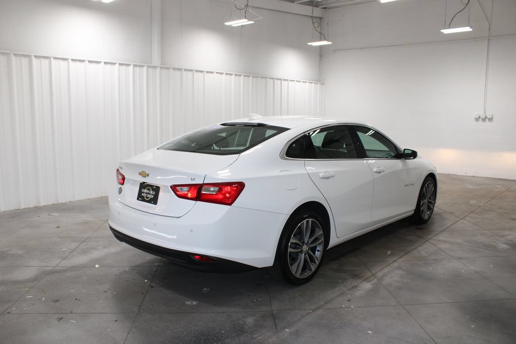Used 2025 Chevrolet Malibu LT FWD image 9