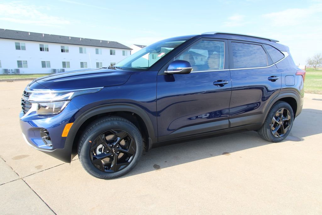 New 2026 Kia Seltos EX image 17