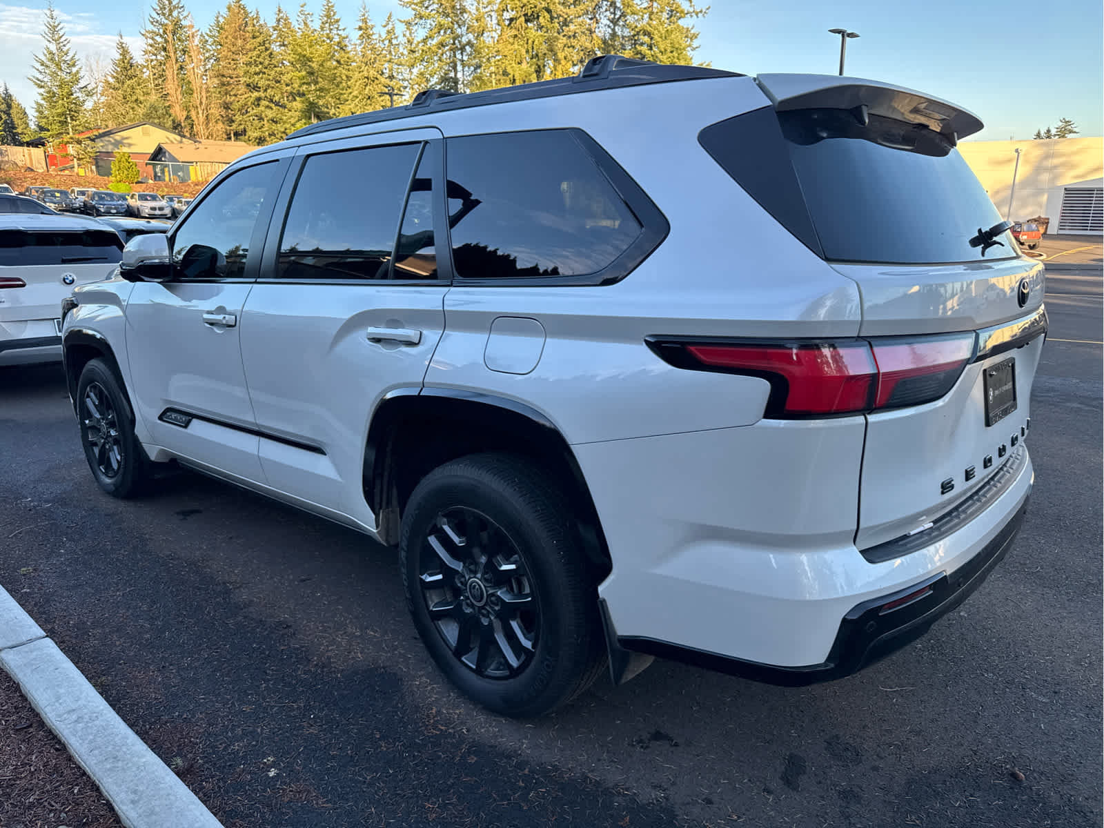 Used 2024 Toyota Sequoia Platinum image 4