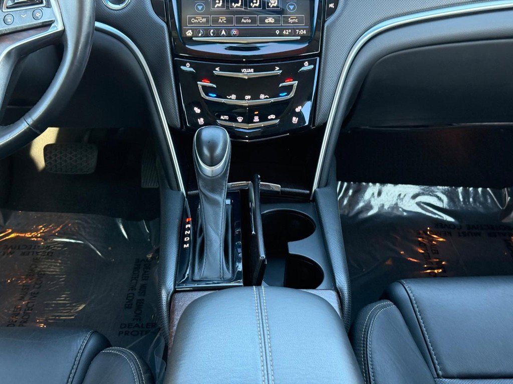 Used 2019 Cadillac XTS Luxury image 16