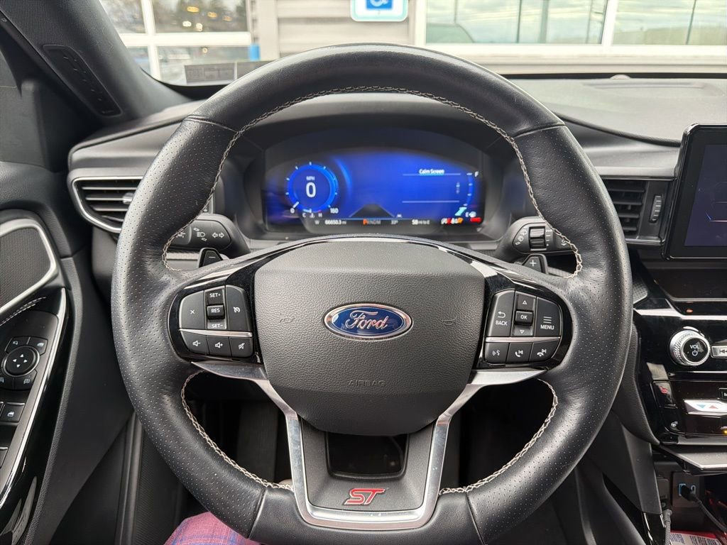 Used 2022 Ford Explorer ST w/ ST High-Performance Pack image 6