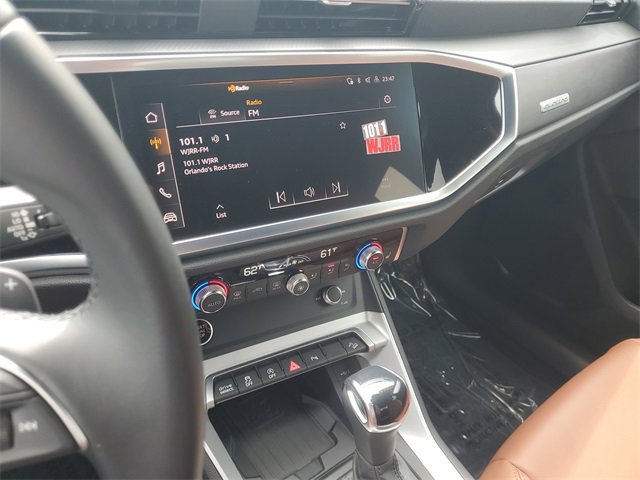 Used 2024 Audi Q3 2.0T Premium Plus w/ Premium Plus Package image 25