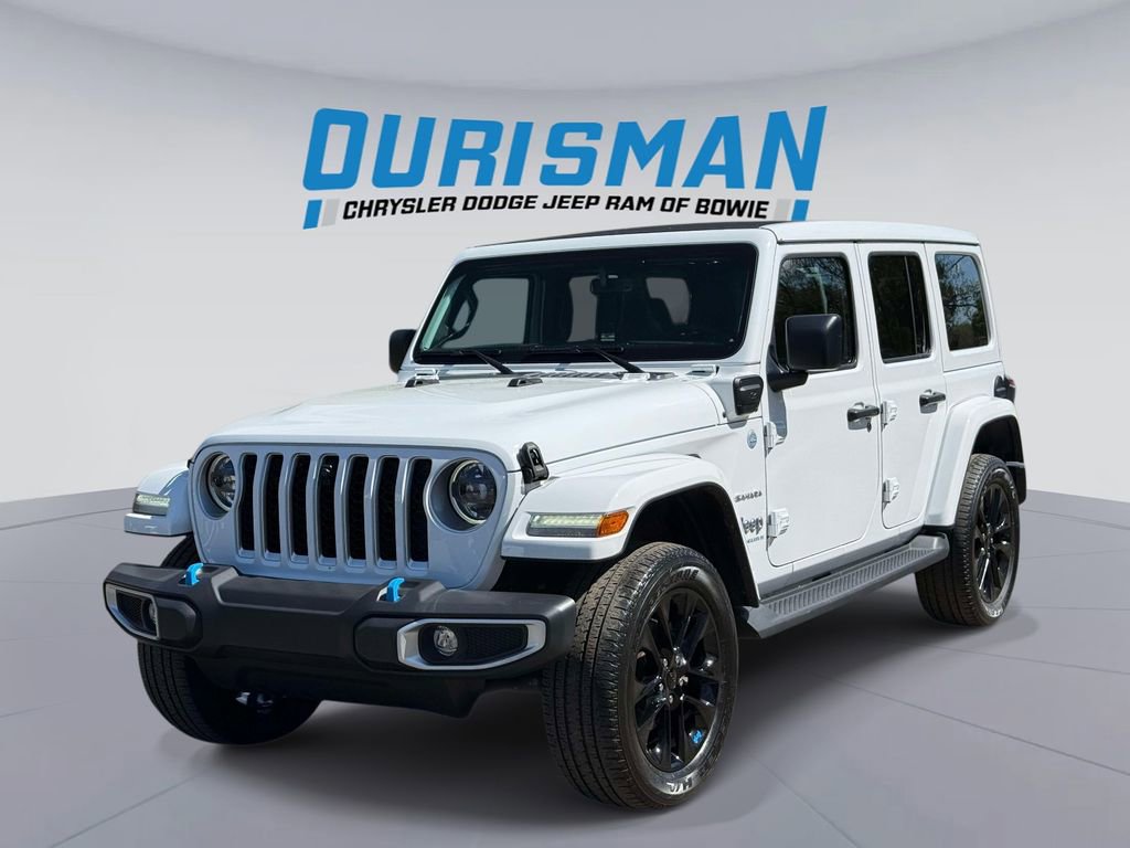 Used 2023 Jeep Wrangler Unlimited Sahara w/ Cold Weather Group image 5
