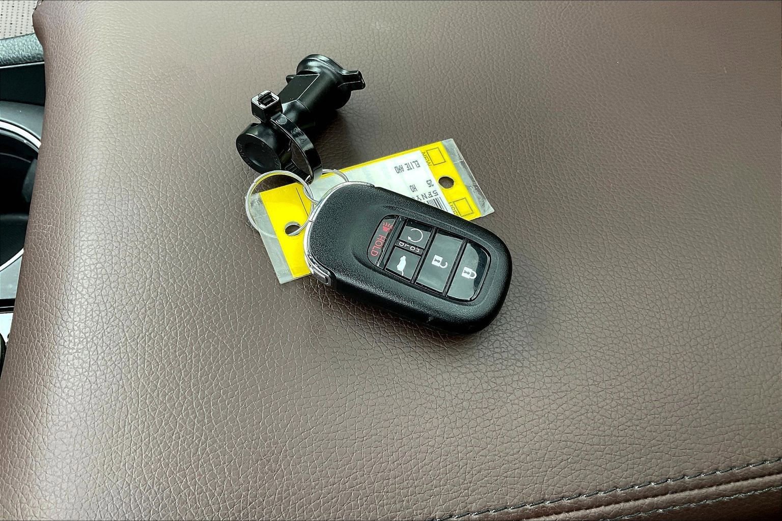 Used 2025 Honda Pilot Elite image 36