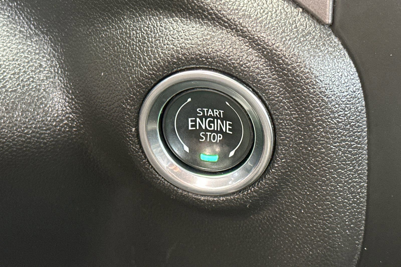 Used 2025 Chevrolet Silverado 1500 W/T image 19