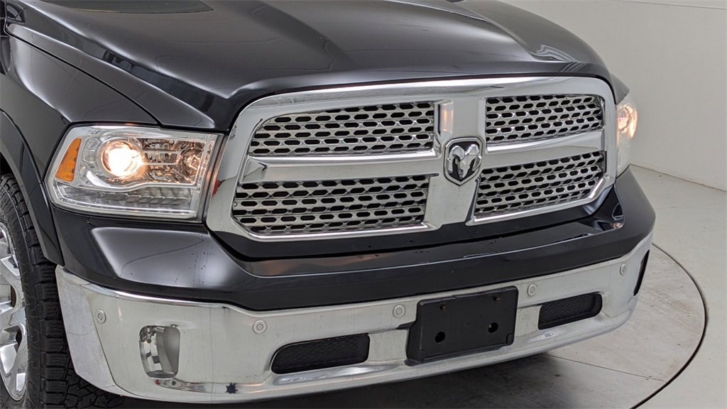 Used 2017 RAM 1500 Laramie w/ Convenience Group image 41