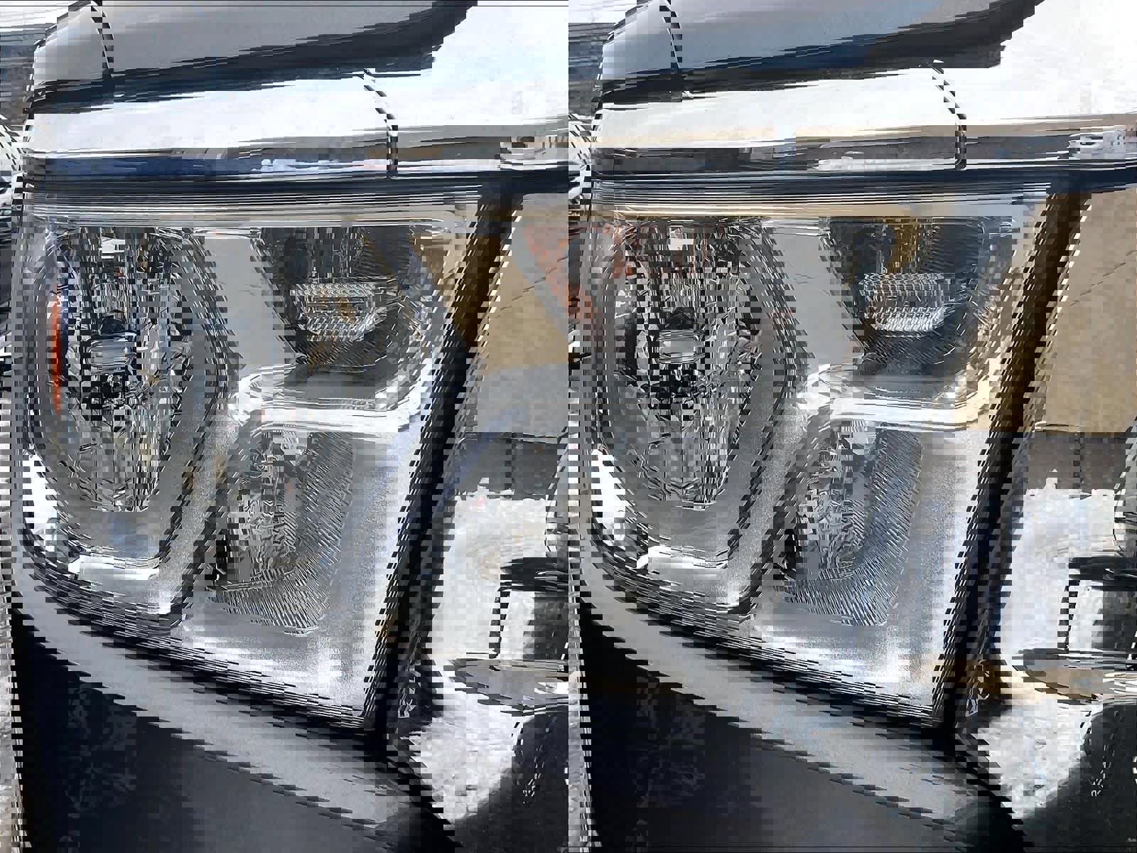 Used 2024 RAM 1500 Laramie image 33