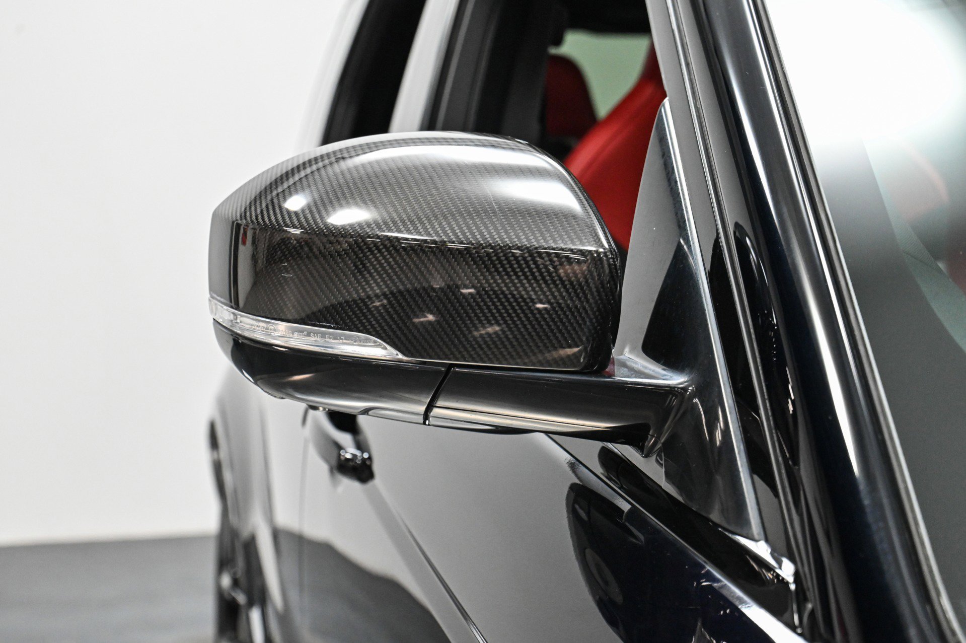 Used 2022 Land Rover Range Rover Sport SVR Carbon Edition image 24