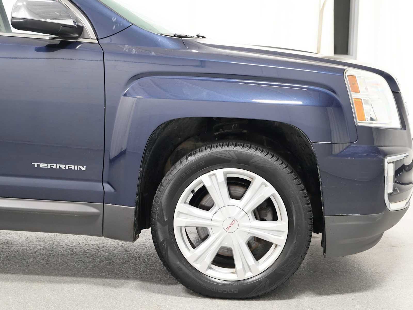 Used 2016 GMC Terrain SLT w/ Open Road Package FWD image 11