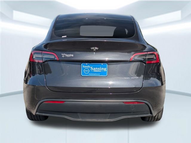 Used 2025 Tesla Model Y Long Range image 5