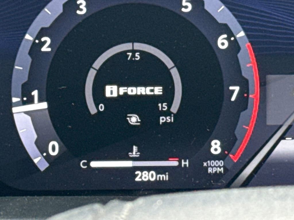 Used 2024 Toyota Tacoma TRD Off-Road image 31