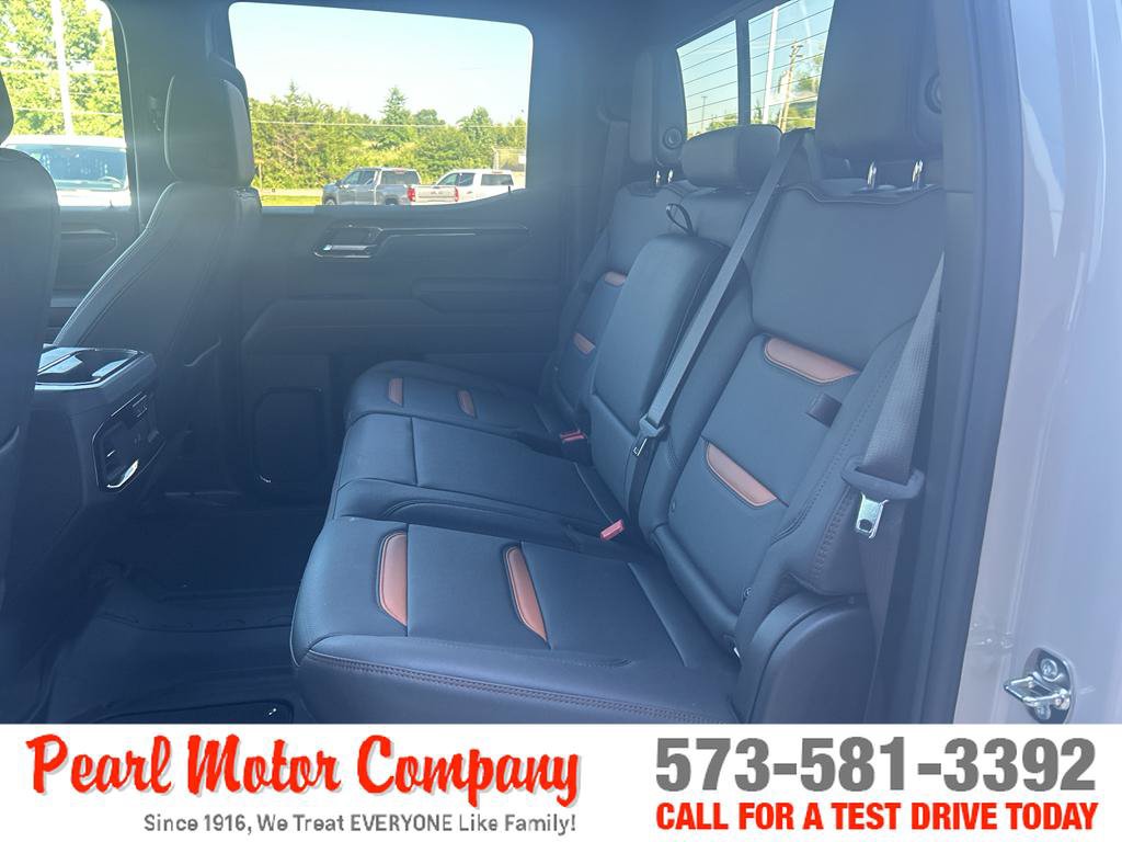 New 2026 GMC Sierra 1500 AT4 w/ AT4 Premium Package AWD/4WD image 23