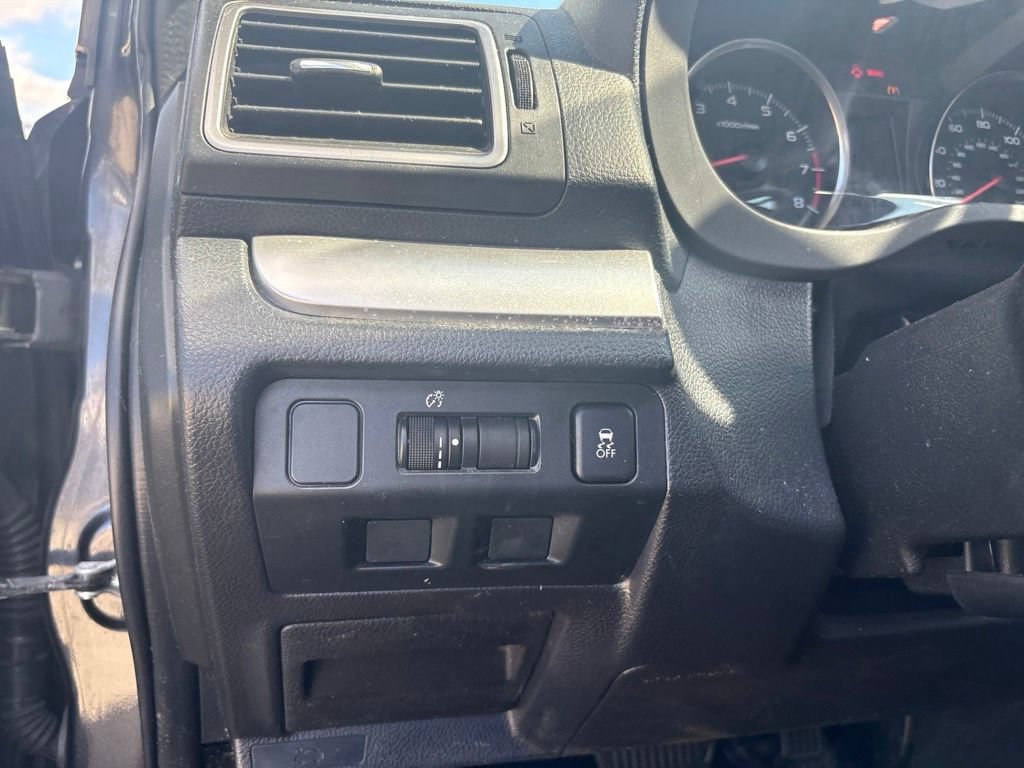 Used 2016 Subaru Impreza 2.0i AWD/4WD image 21