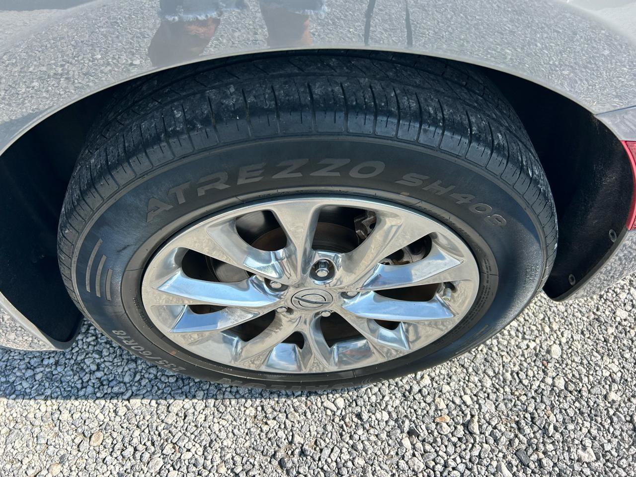 Used 2021 Chrysler Pacifica Touring-L w/ Premium & Safety Sphere Group FWD image 19