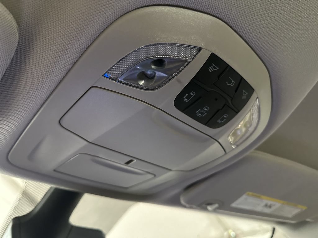 Used 2024 Chrysler Voyager LX FWD image 20