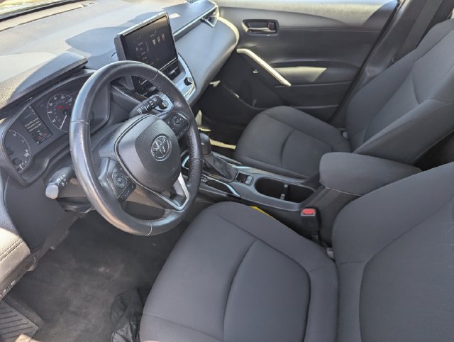 Used 2024 Toyota Corolla Cross LE FWD image 17