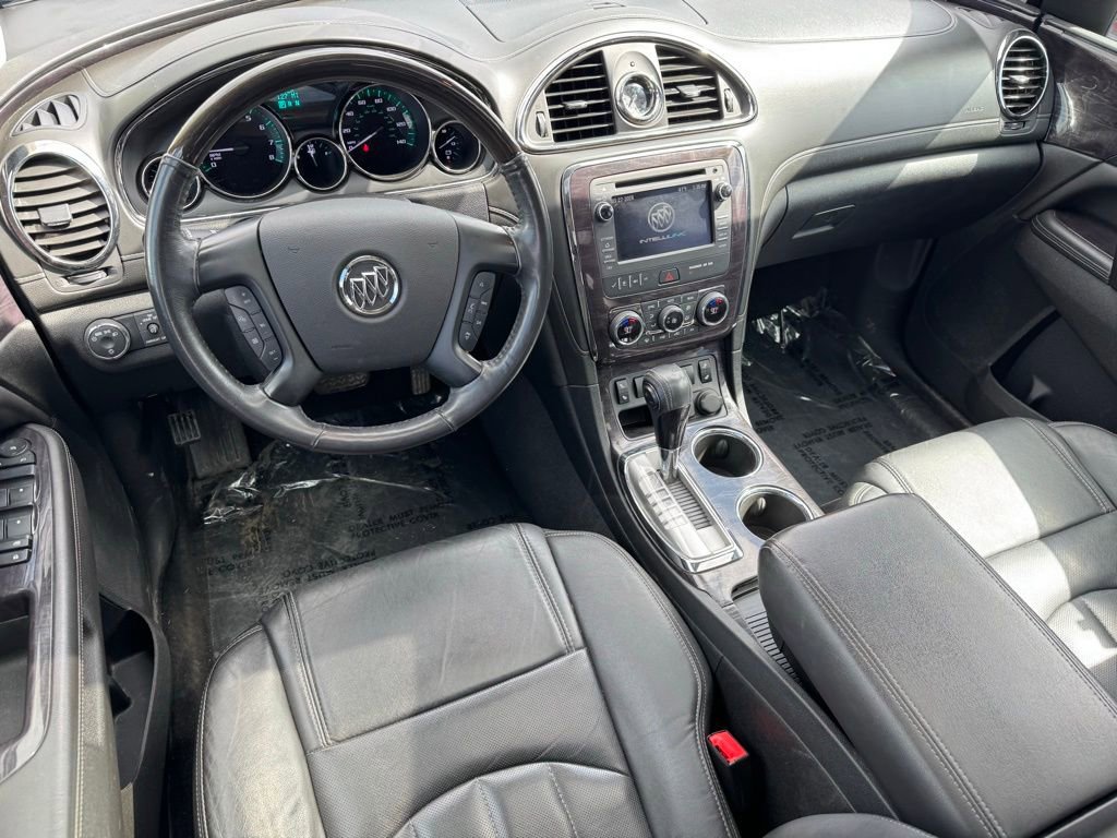 Used 2017 Buick Enclave Leather AWD/4WD image 10