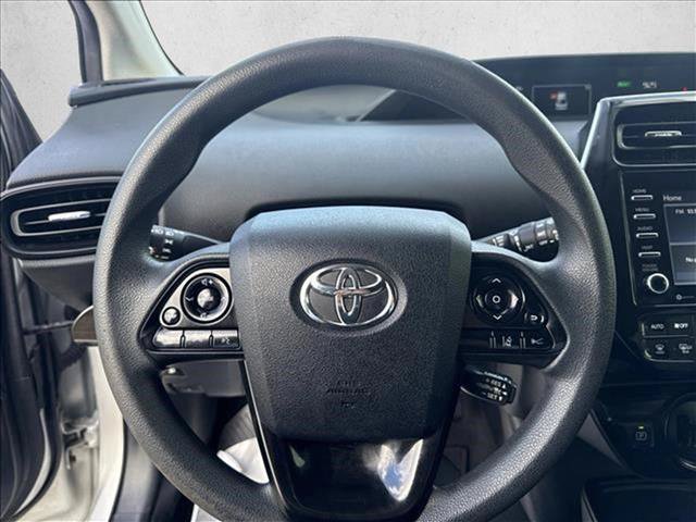 Used 2021 Toyota Prius LE FWD image 6