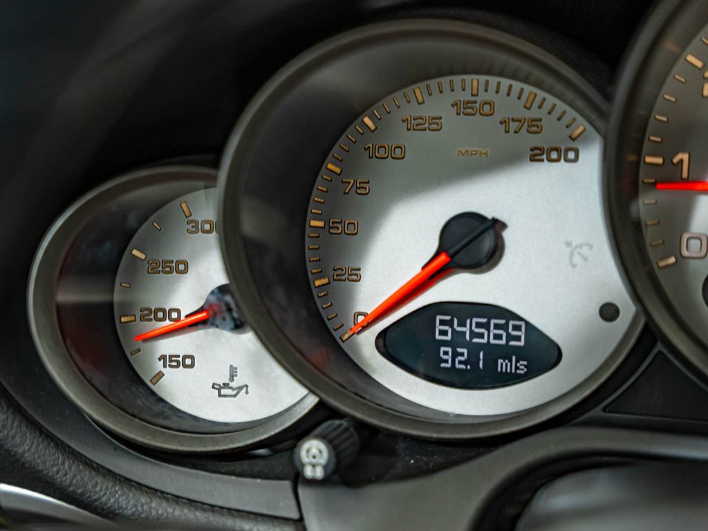 Used 2005 Porsche 911 Carrera S RWD image 28