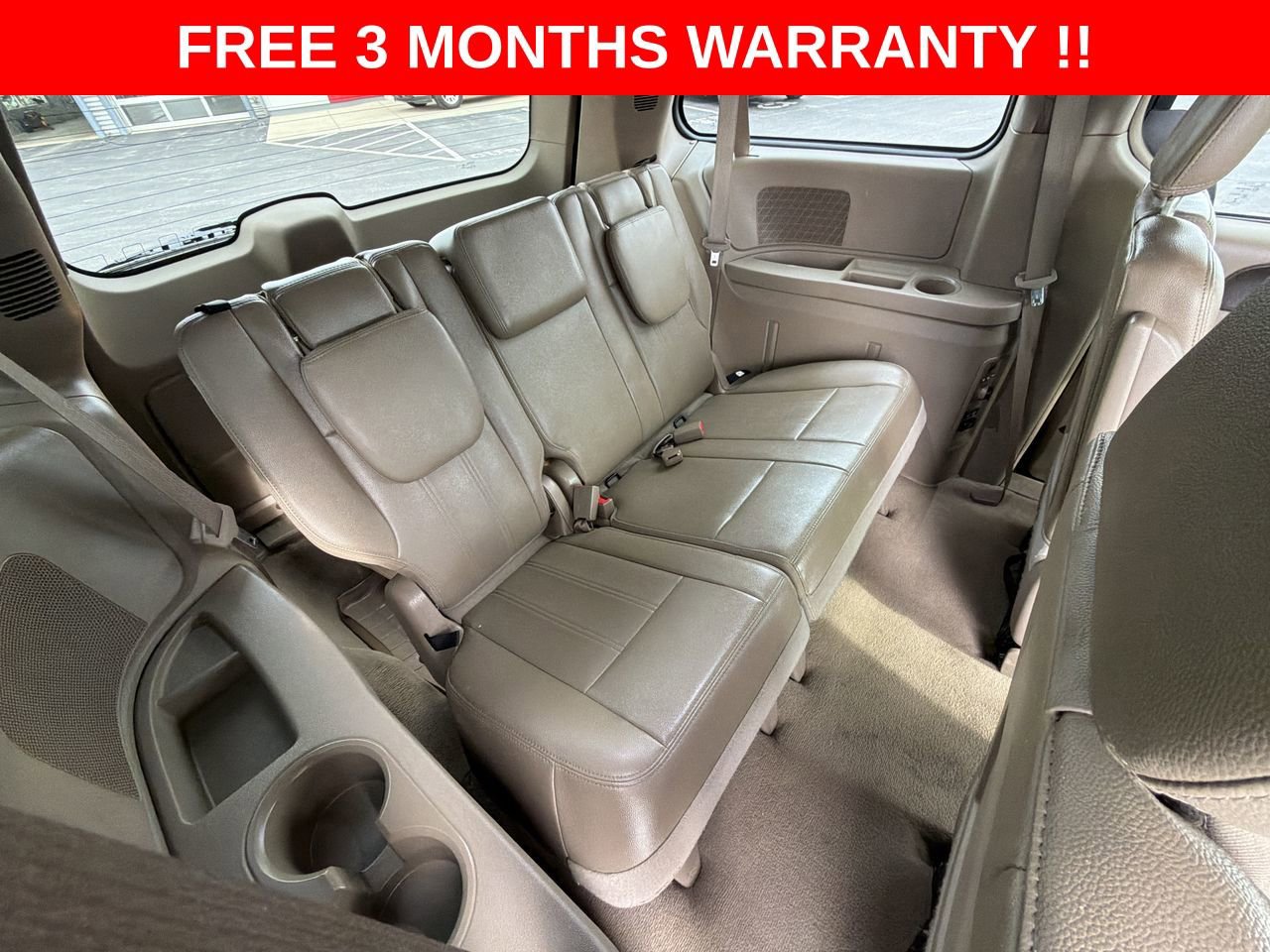 Used 2014 Chrysler Town & Country Touring FWD image 22