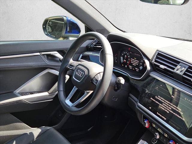 Used 2024 Audi Q3 2.0T Premium Plus w/ Premium Plus Package AWD/4WD image 10