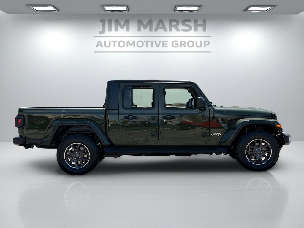 Certified 2023 Jeep Gladiator Overland w/ Cold Weather Group AWD/4WD image 7