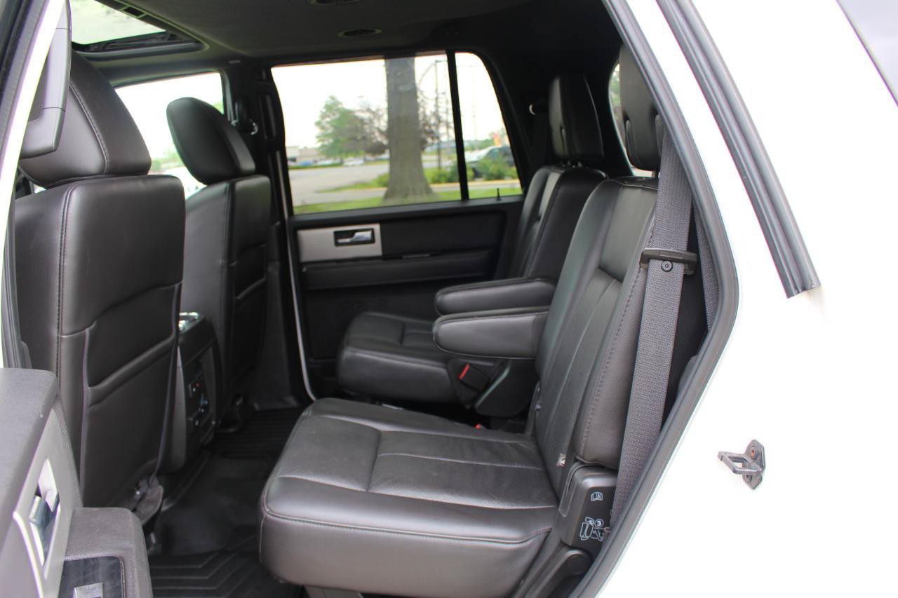 Used 2014 Ford Expedition Limited w/ Equipment Group 301A AWD/4WD image 31