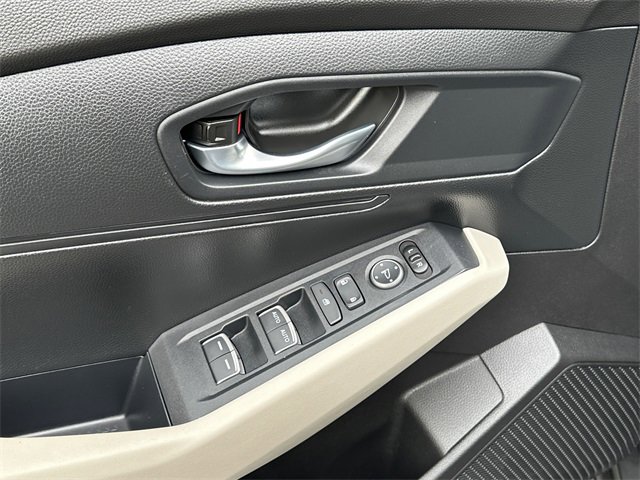 Used 2025 Honda Accord LX image 14