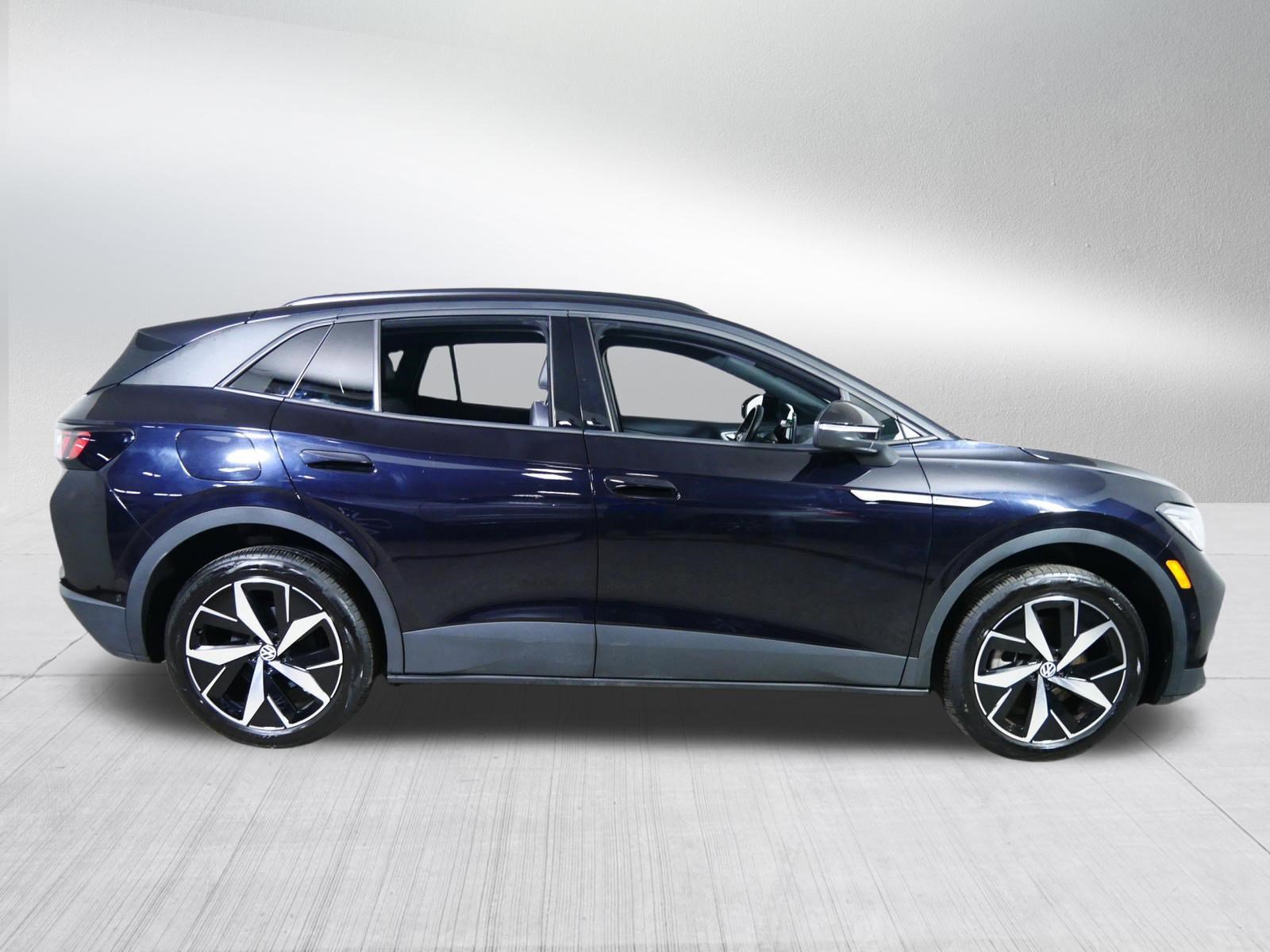 Used 2023 Volkswagen ID.4 Pro S image 8